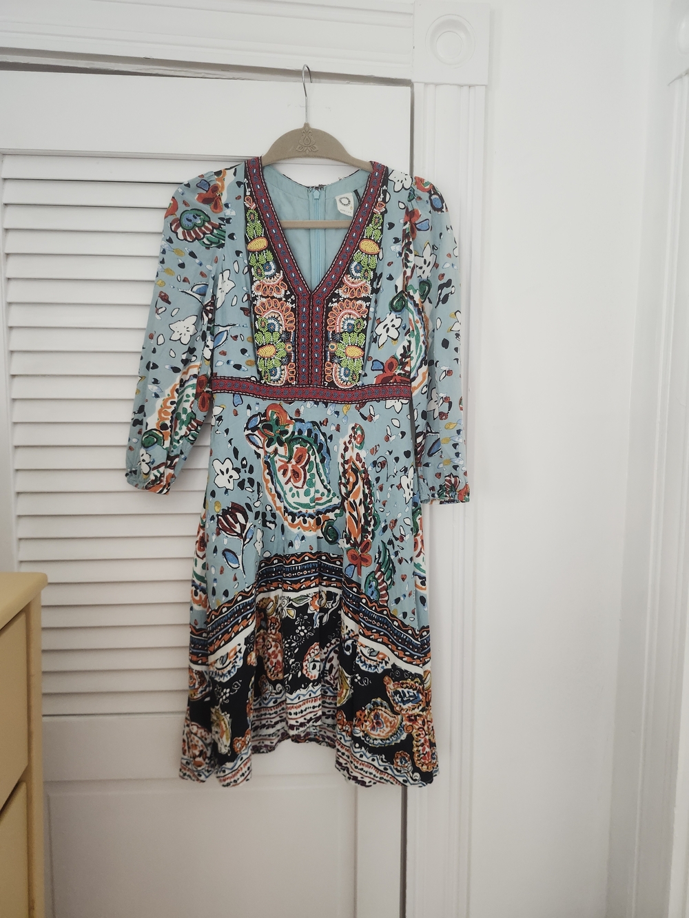 Akemi + Kim Anthropologie Boho Paisley V-Neck Midi Dress in Light Blue